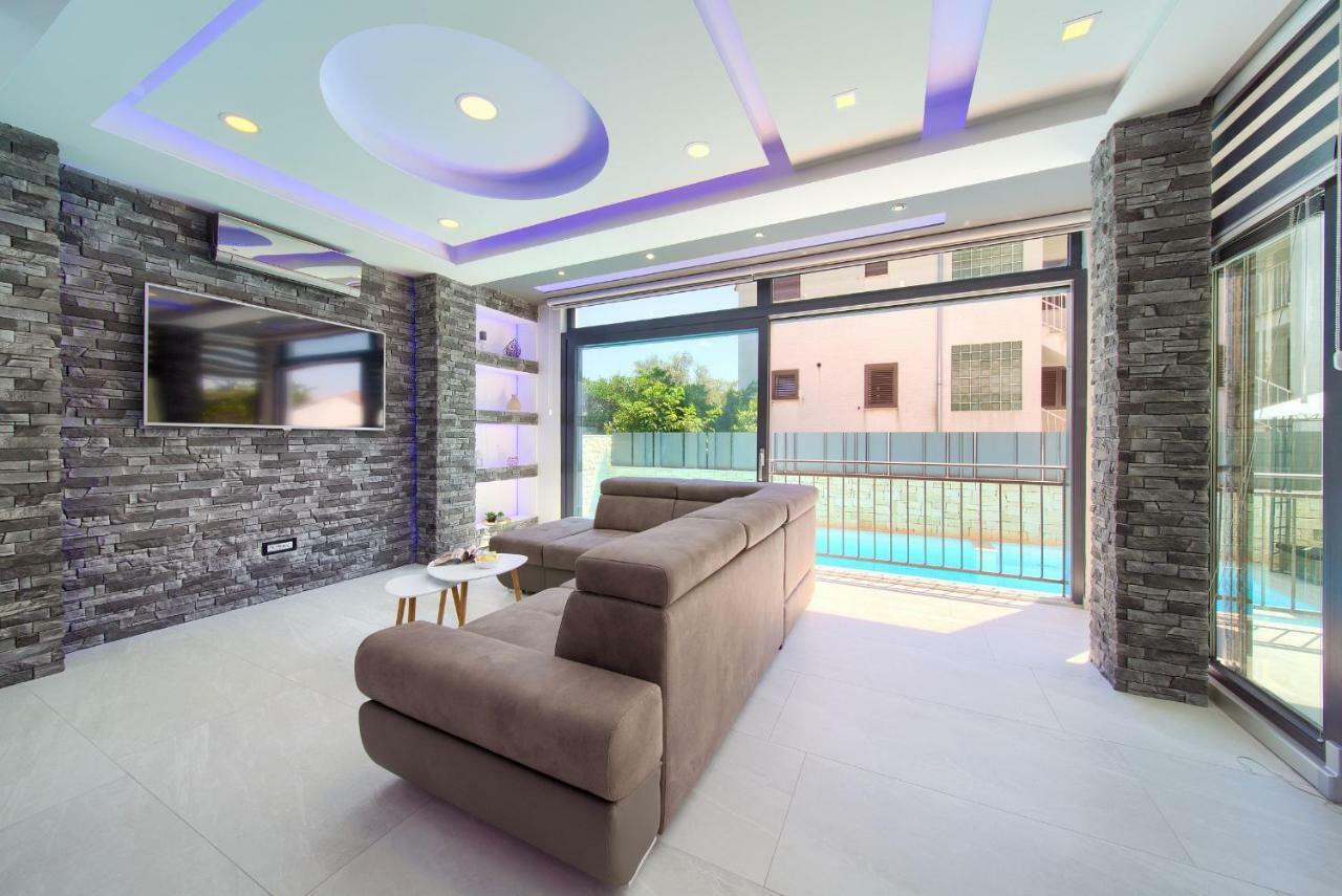 Luxury Vall Apartment Крк Екстер'єр фото